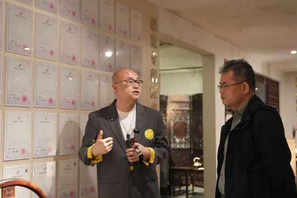 服务中心主任高志涛一行莅临卓木王参观指ayx爱游戏app浙江省民政厅社会组织(图4)
